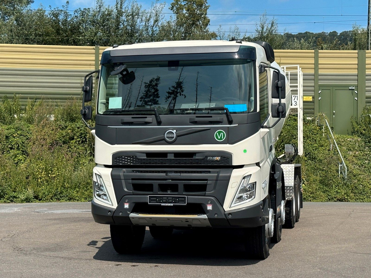 Volvo FMX 460 8x4 / Euromix MTP EM 10 L Euro 6e - Betoniauto: kuva Volvo FMX 460 8x4 / Euromix MTP EM 10 L Euro 6e - Betoniauto Volvo FMX 460 8x4 / Euromix MTP EM 10 L Euro 6e - Betoniauto: kuva Volvo FMX 460 8x4 / Euromix MTP EM 10 L Euro 6e - Betoniauto
