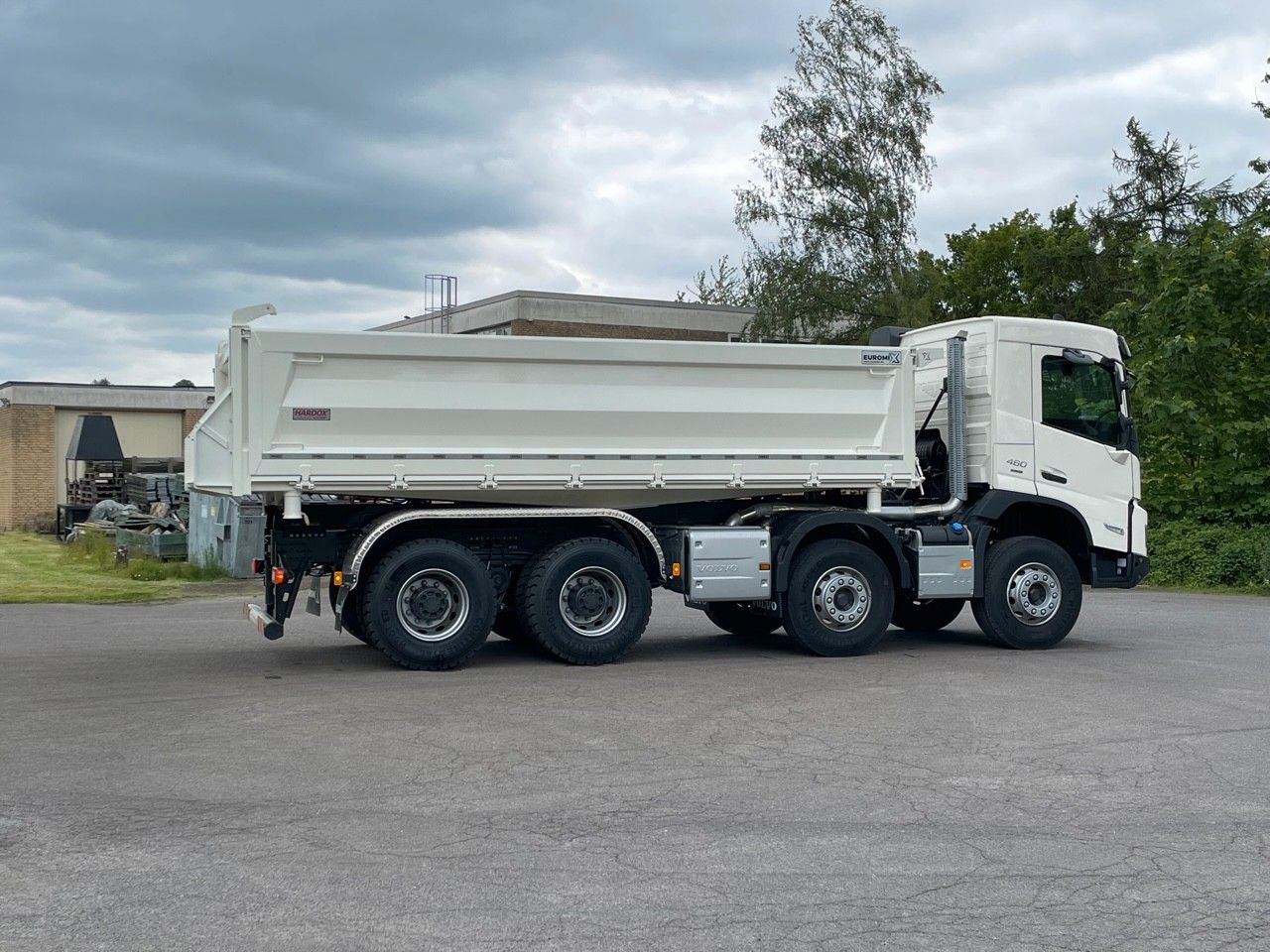 Volvo FMX 500 8X4 Retarder EuromixMTP Kipper - Kippiauto kuorma-auto: kuva Volvo FMX 500 8X4 Retarder EuromixMTP Kipper - Kippiauto kuorma-auto Volvo FMX 500 8X4 Retarder EuromixMTP Kipper - Kippiauto kuorma-auto: kuva Volvo FMX 500 8X4 Retarder EuromixMTP Kipper - Kippiauto kuorma-auto