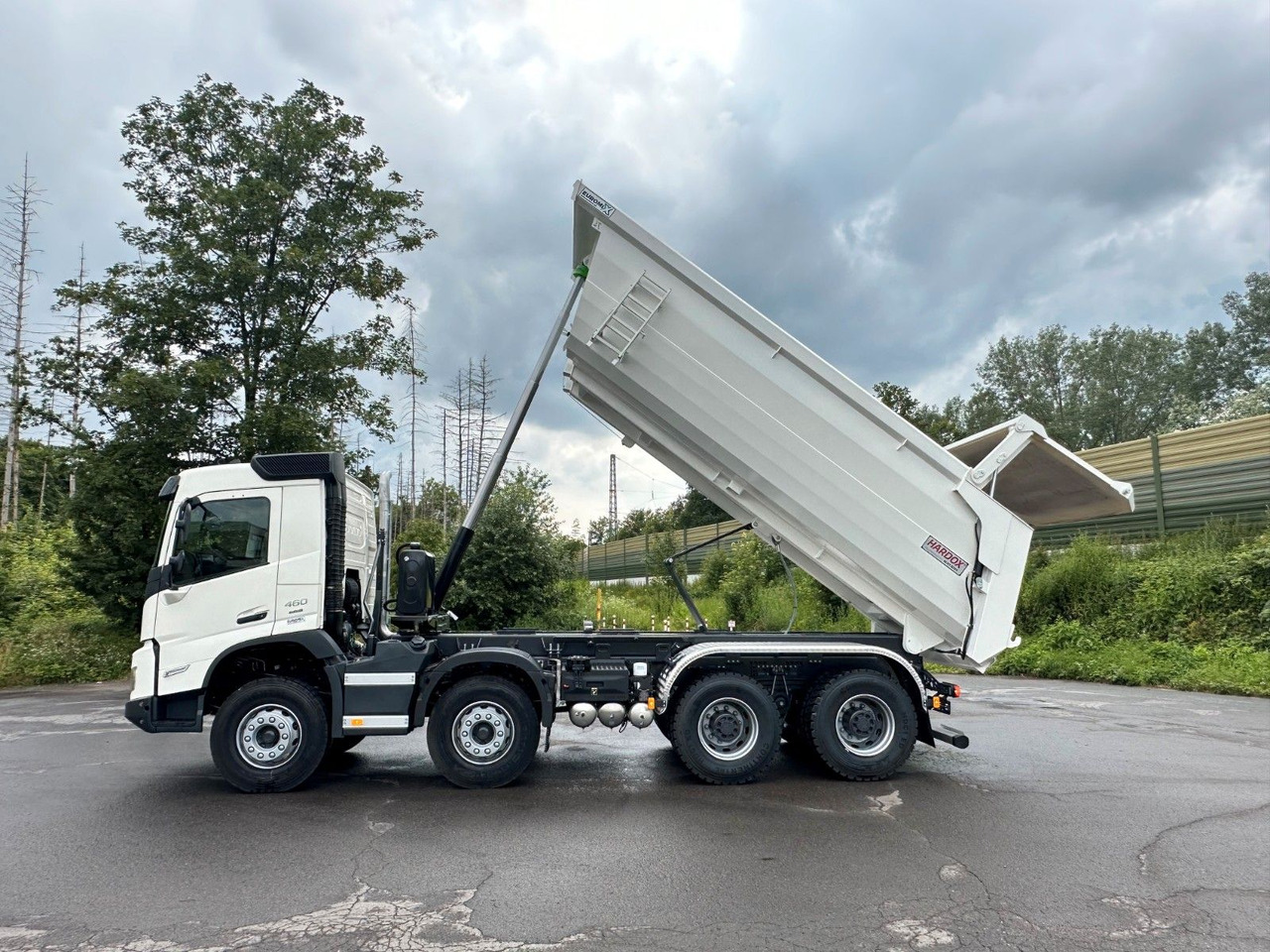 Volvo FMX 500 8X4 Retarder EuromixMTP Kipper - Kippiauto kuorma-auto: kuva Volvo FMX 500 8X4 Retarder EuromixMTP Kipper - Kippiauto kuorma-auto Volvo FMX 500 8X4 Retarder EuromixMTP Kipper - Kippiauto kuorma-auto: kuva Volvo FMX 500 8X4 Retarder EuromixMTP Kipper - Kippiauto kuorma-auto