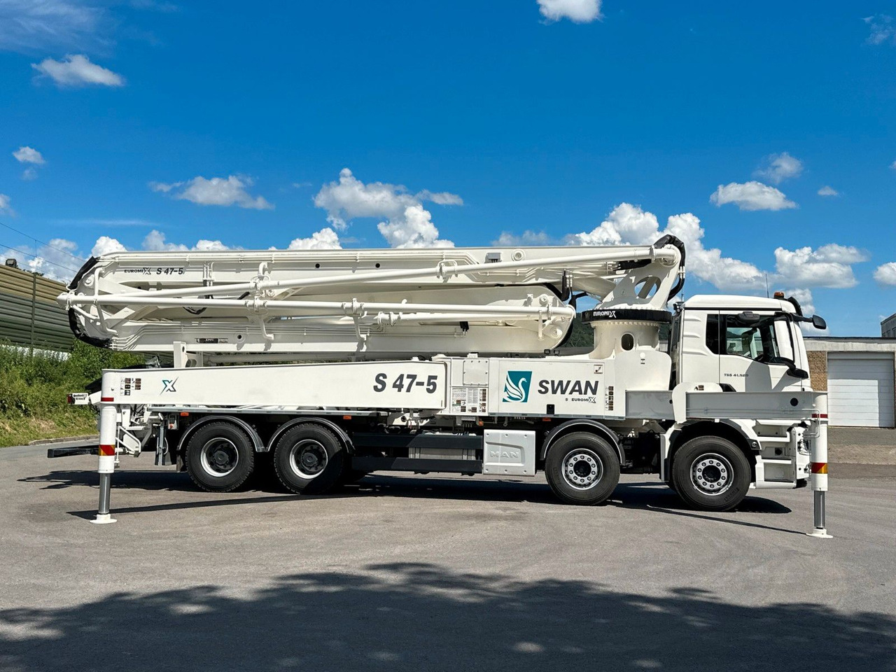 Volvo FMX 500 8x4 SWAN 47m Betonpumpe EuromixMTP - Betonipumppuauto: kuva Volvo FMX 500 8x4 SWAN 47m Betonpumpe EuromixMTP - Betonipumppuauto Volvo FMX 500 8x4 SWAN 47m Betonpumpe EuromixMTP - Betonipumppuauto: kuva Volvo FMX 500 8x4 SWAN 47m Betonpumpe EuromixMTP - Betonipumppuauto