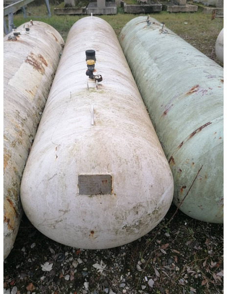De Visser gastank Used Propane/Butane LPG tanks 1600 L (0,8 ton) Used ID 1.200 - Polttoainetankki: kuva De Visser gastank Used Propane/Butane LPG tanks 1600 L (0,8 ton) Used ID 1.200 - Polttoainetankki De Visser gastank Used Propane/Butane LPG tanks 1600 L (0,8 ton) Used ID 1.200 - Polttoainetankki: kuva De Visser gastank Used Propane/Butane LPG tanks 1600 L (0,8 ton) Used ID 1.200 - Polttoainetankki