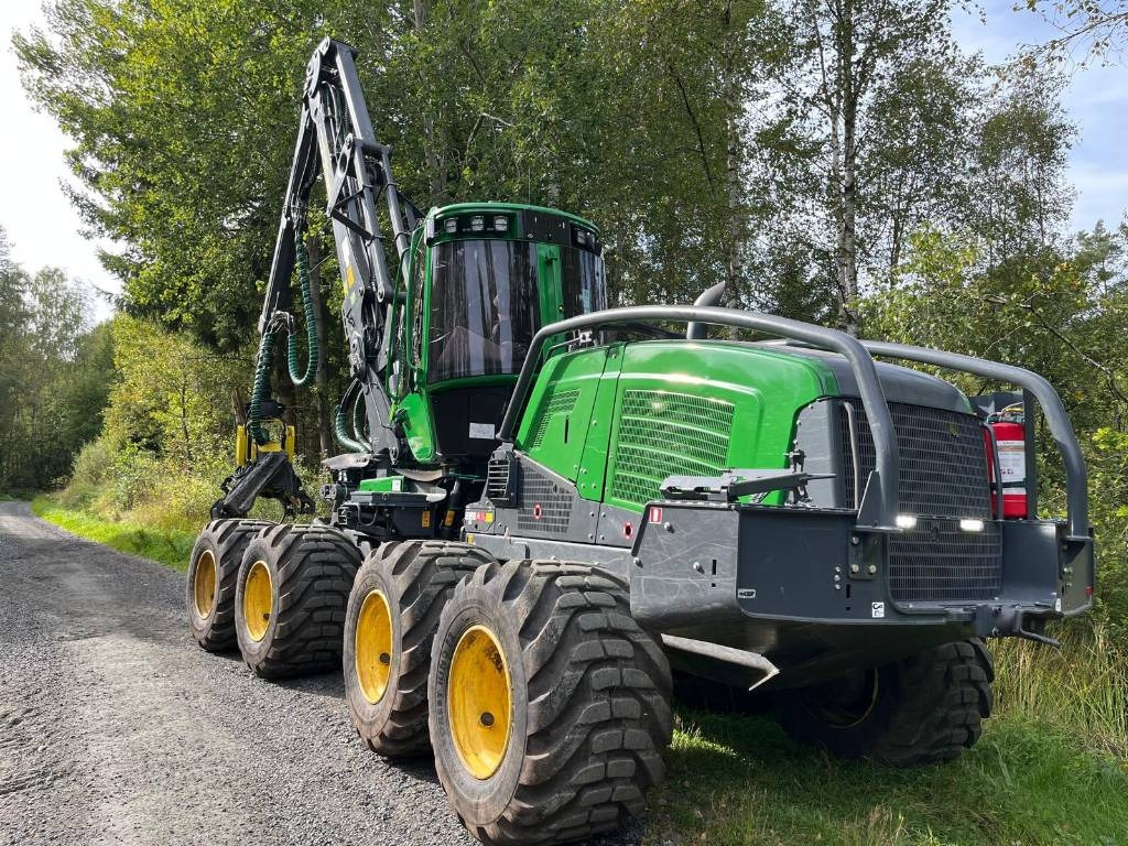 John Deere 1170G - Harvesteri: kuva John Deere 1170G - Harvesteri John Deere 1170G - Harvesteri: kuva John Deere 1170G - Harvesteri