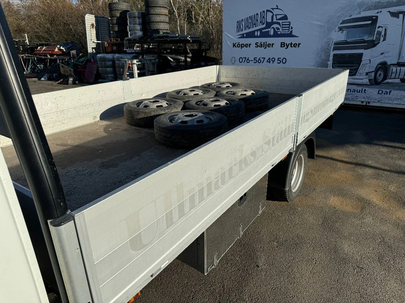 Iveco Daily 35C18, Flatbed + alu-side boards, 3.0TDi, 2022 - Lava-kuorma-auto: kuva Iveco Daily 35C18, Flatbed + alu-side boards, 3.0TDi, 2022 - Lava-kuorma-auto Iveco Daily 35C18, Flatbed + alu-side boards, 3.0TDi, 2022 - Lava-kuorma-auto: kuva Iveco Daily 35C18, Flatbed + alu-side boards, 3.0TDi, 2022 - Lava-kuorma-auto