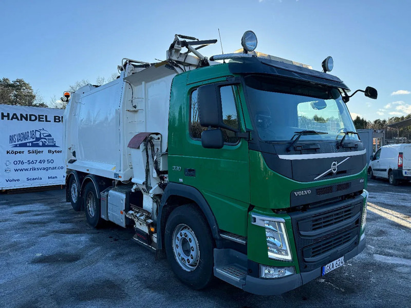 Volvo FM 330 RHD, 2-compartments & tipp, 2014 - Roska-auto: kuva Volvo FM 330 RHD, 2-compartments & tipp, 2014 - Roska-auto Volvo FM 330 RHD, 2-compartments & tipp, 2014 - Roska-auto: kuva Volvo FM 330 RHD, 2-compartments & tipp, 2014 - Roska-auto