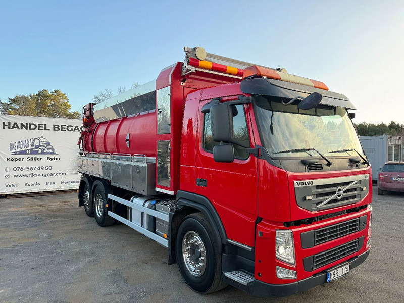 Volvo FM 420 Euro 6, 15,5m3, Vacuum & High-Pressure, 2012 - Puhtaanpitoauto: kuva Volvo FM 420 Euro 6, 15,5m3, Vacuum & High-Pressure, 2012 - Puhtaanpitoauto Volvo FM 420 Euro 6, 15,5m3, Vacuum & High-Pressure, 2012 - Puhtaanpitoauto: kuva Volvo FM 420 Euro 6, 15,5m3, Vacuum & High-Pressure, 2012 - Puhtaanpitoauto