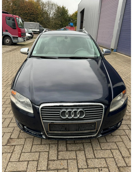 Audi A4 **3.0TDI V6-S-LINE** - Henkilöauto: kuva Audi A4 **3.0TDI V6-S-LINE** - Henkilöauto Audi A4 **3.0TDI V6-S-LINE** - Henkilöauto: kuva Audi A4 **3.0TDI V6-S-LINE** - Henkilöauto