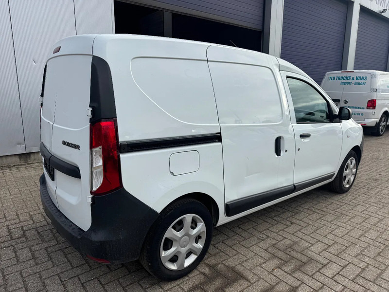 Dacia Dokker **EURO 6B-1461CC** - Pieni pakettiauto: kuva Dacia Dokker **EURO 6B-1461CC** - Pieni pakettiauto Dacia Dokker **EURO 6B-1461CC** - Pieni pakettiauto: kuva Dacia Dokker **EURO 6B-1461CC** - Pieni pakettiauto