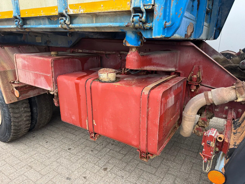 Iveco Turbotech 330.30 **6CYLINDER-WATERCOOLING-BIG AXXLES** - Kippiauto kuorma-auto: kuva Iveco Turbotech 330.30 **6CYLINDER-WATERCOOLING-BIG AXXLES** - Kippiauto kuorma-auto Iveco Turbotech 330.30 **6CYLINDER-WATERCOOLING-BIG AXXLES** - Kippiauto kuorma-auto: kuva Iveco Turbotech 330.30 **6CYLINDER-WATERCOOLING-BIG AXXLES** - Kippiauto kuorma-auto