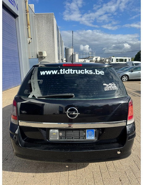 Opel Astra **1700CDTI-AIRCO-EURO 4** - Farmari: kuva Opel Astra **1700CDTI-AIRCO-EURO 4** - Farmari Opel Astra **1700CDTI-AIRCO-EURO 4** - Farmari: kuva Opel Astra **1700CDTI-AIRCO-EURO 4** - Farmari