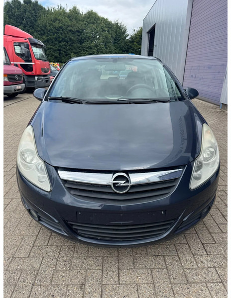 Opel Corsa **EURO4-AIRCO** - Sedan: kuva Opel Corsa **EURO4-AIRCO** - Sedan Opel Corsa **EURO4-AIRCO** - Sedan: kuva Opel Corsa **EURO4-AIRCO** - Sedan