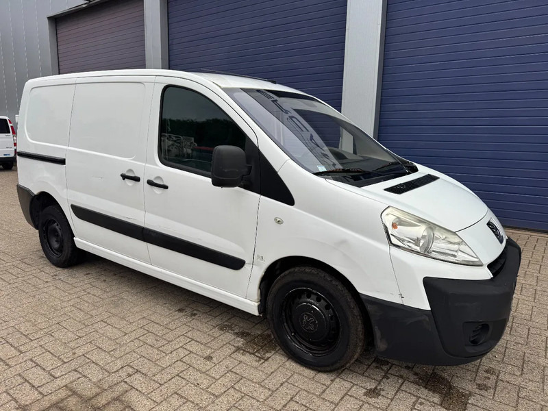 Peugeot Expert **1560CC-EURO 4-AC** - Pieni pakettiauto: kuva Peugeot Expert **1560CC-EURO 4-AC** - Pieni pakettiauto Peugeot Expert **1560CC-EURO 4-AC** - Pieni pakettiauto: kuva Peugeot Expert **1560CC-EURO 4-AC** - Pieni pakettiauto