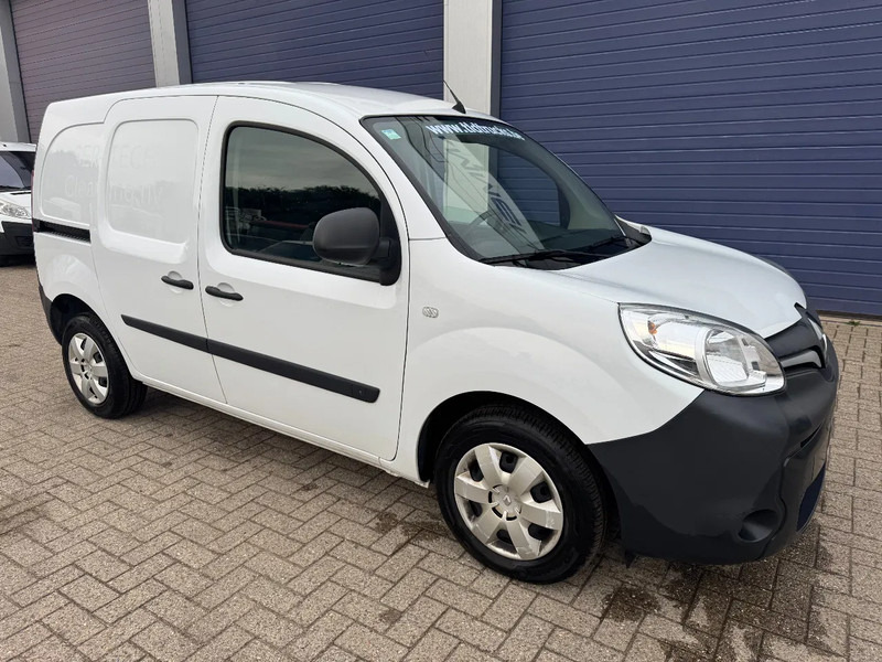 Renault Kangoo **EURO 6D-AIRCO-59KW** - Pieni pakettiauto: kuva Renault Kangoo **EURO 6D-AIRCO-59KW** - Pieni pakettiauto Renault Kangoo **EURO 6D-AIRCO-59KW** - Pieni pakettiauto: kuva Renault Kangoo **EURO 6D-AIRCO-59KW** - Pieni pakettiauto