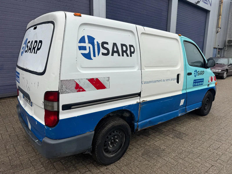 Toyota HiAce **DIESEL-FRENCH VAN** - Pieni pakettiauto: kuva Toyota HiAce **DIESEL-FRENCH VAN** - Pieni pakettiauto Toyota HiAce **DIESEL-FRENCH VAN** - Pieni pakettiauto: kuva Toyota HiAce **DIESEL-FRENCH VAN** - Pieni pakettiauto