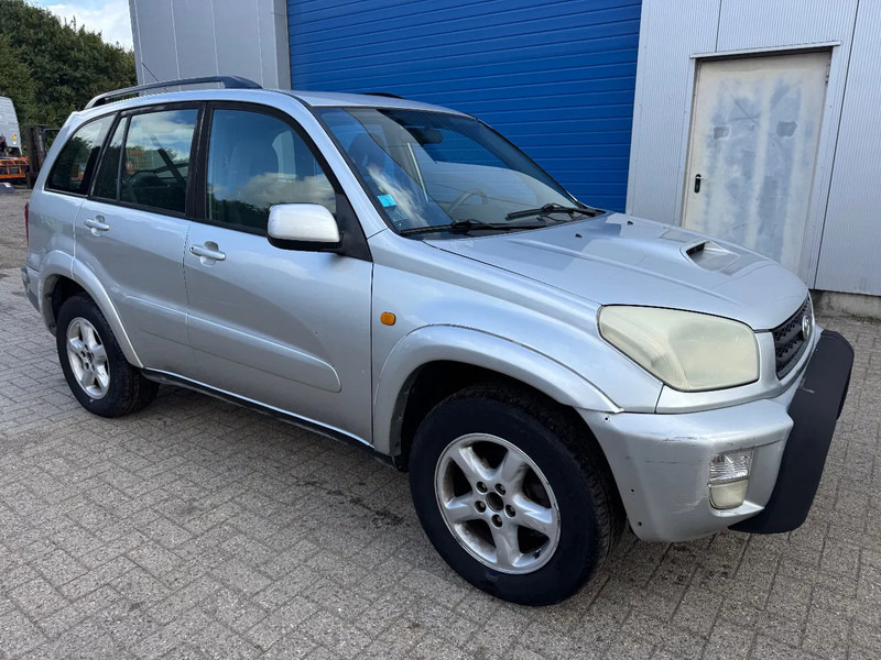 Toyota RAV4 **AIRCO-CLIME-5DOOR** - Maasturi/ Katumaasturi: kuva Toyota RAV4 **AIRCO-CLIME-5DOOR** - Maasturi/ Katumaasturi Toyota RAV4 **AIRCO-CLIME-5DOOR** - Maasturi/ Katumaasturi: kuva Toyota RAV4 **AIRCO-CLIME-5DOOR** - Maasturi/ Katumaasturi