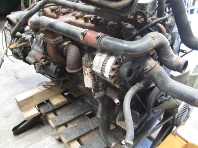 CUMMINS 6BT 315 160HP ENGINE & GEARBOX ZF S-6.36 6 SPEED GEARBOX (RUNS PERFECT) - Moottori - Kuorma-auto: kuva CUMMINS 6BT 315 160HP ENGINE & GEARBOX ZF S-6.36 6 SPEED GEARBOX (RUNS PERFECT) - Moottori - Kuorma-auto CUMMINS 6BT 315 160HP ENGINE & GEARBOX ZF S-6.36 6 SPEED GEARBOX (RUNS PERFECT) - Moottori - Kuorma-auto: kuva CUMMINS 6BT 315 160HP ENGINE & GEARBOX ZF S-6.36 6 SPEED GEARBOX (RUNS PERFECT) - Moottori - Kuorma-auto