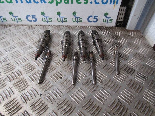 DAF LF 45 EURO 3 INJECTORS (4) SET - Polttoainejärjestelmä - Kuorma-auto: kuva DAF LF 45 EURO 3 INJECTORS (4) SET - Polttoainejärjestelmä - Kuorma-auto DAF LF 45 EURO 3 INJECTORS (4) SET - Polttoainejärjestelmä - Kuorma-auto: kuva DAF LF 45 EURO 3 INJECTORS (4) SET - Polttoainejärjestelmä - Kuorma-auto