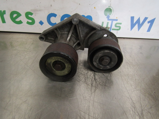 DAF XF 105 460 (MX340SI) FAN BELT TENSIONER P/NO 19452517 - Moottori ja osat - Kuorma-auto: kuva DAF XF 105 460 (MX340SI) FAN BELT TENSIONER P/NO 19452517 - Moottori ja osat - Kuorma-auto DAF XF 105 460 (MX340SI) FAN BELT TENSIONER P/NO 19452517 - Moottori ja osat - Kuorma-auto: kuva DAF XF 105 460 (MX340SI) FAN BELT TENSIONER P/NO 19452517 - Moottori ja osat - Kuorma-auto