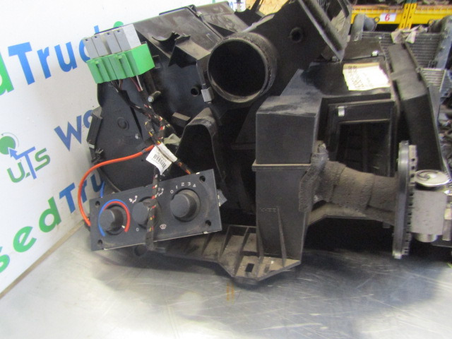 DAF XF 105 HEATER MATRIX COMPLETE P/NO 1697537 - Moottori ja osat - Kuorma-auto: kuva DAF XF 105 HEATER MATRIX COMPLETE P/NO 1697537 - Moottori ja osat - Kuorma-auto DAF XF 105 HEATER MATRIX COMPLETE P/NO 1697537 - Moottori ja osat - Kuorma-auto: kuva DAF XF 105 HEATER MATRIX COMPLETE P/NO 1697537 - Moottori ja osat - Kuorma-auto