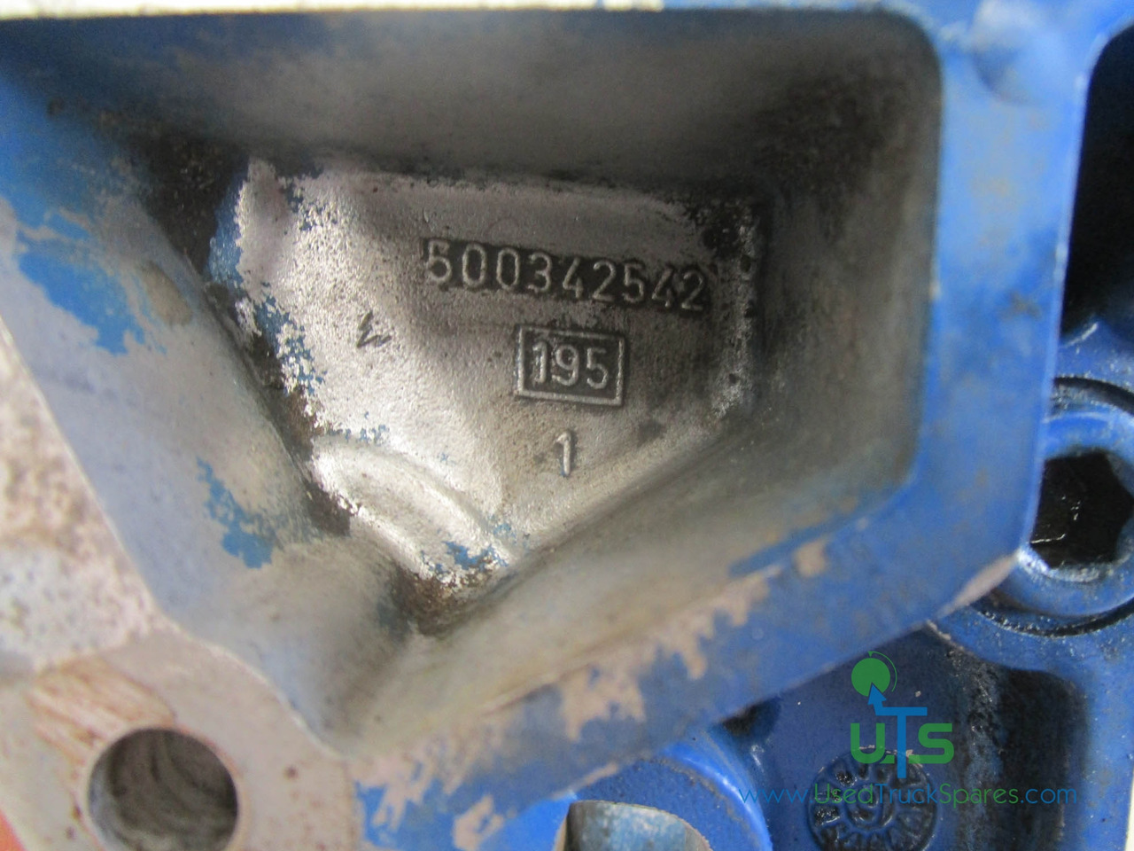 IVECO CURSOR 8 FUEL FILTER HOUSING P/NO 500342542 - Moottori ja osat - Kuorma-auto: kuva IVECO CURSOR 8 FUEL FILTER HOUSING P/NO 500342542 - Moottori ja osat - Kuorma-auto IVECO CURSOR 8 FUEL FILTER HOUSING P/NO 500342542 - Moottori ja osat - Kuorma-auto: kuva IVECO CURSOR 8 FUEL FILTER HOUSING P/NO 500342542 - Moottori ja osat - Kuorma-auto