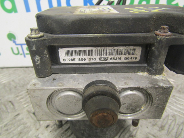 IVECO DAILY 3.0 (FICE 3481C) ABS PUMP/ECU BOSCH P/NO 0265800376 - Jarruosat - Kuorma-auto: kuva IVECO DAILY 3.0 (FICE 3481C) ABS PUMP/ECU BOSCH P/NO 0265800376 - Jarruosat - Kuorma-auto IVECO DAILY 3.0 (FICE 3481C) ABS PUMP/ECU BOSCH P/NO 0265800376 - Jarruosat - Kuorma-auto: kuva IVECO DAILY 3.0 (FICE 3481C) ABS PUMP/ECU BOSCH P/NO 0265800376 - Jarruosat - Kuorma-auto