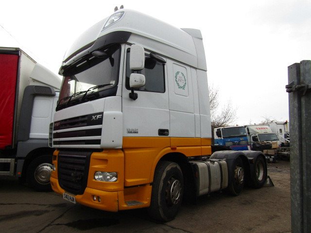 DAF XF 105 460 MANUAL 2013 ALL PARTS AVAILABLE - Kuorma-auto: kuva DAF XF 105 460 MANUAL 2013 ALL PARTS AVAILABLE - Kuorma-auto DAF XF 105 460 MANUAL 2013 ALL PARTS AVAILABLE - Kuorma-auto: kuva DAF XF 105 460 MANUAL 2013 ALL PARTS AVAILABLE - Kuorma-auto