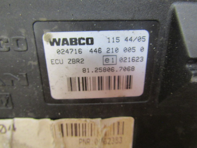 MAN TGL ECU WABCO P/NO 446 210 0050 - Ohjainyksikkö - Kuorma-auto: kuva MAN TGL ECU WABCO P/NO 446 210 0050 - Ohjainyksikkö - Kuorma-auto MAN TGL ECU WABCO P/NO 446 210 0050 - Ohjainyksikkö - Kuorma-auto: kuva MAN TGL ECU WABCO P/NO 446 210 0050 - Ohjainyksikkö - Kuorma-auto