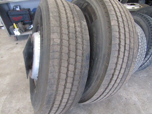 PIRELLI 315/80/22.5 FRONT 2022 ALMOST NEW ONLY 1000KM COMPLETE ON RIMS - Rengas - Kuorma-auto: kuva PIRELLI 315/80/22.5 FRONT 2022 ALMOST NEW ONLY 1000KM COMPLETE ON RIMS - Rengas - Kuorma-auto PIRELLI 315/80/22.5 FRONT 2022 ALMOST NEW ONLY 1000KM COMPLETE ON RIMS - Rengas - Kuorma-auto: kuva PIRELLI 315/80/22.5 FRONT 2022 ALMOST NEW ONLY 1000KM COMPLETE ON RIMS - Rengas - Kuorma-auto