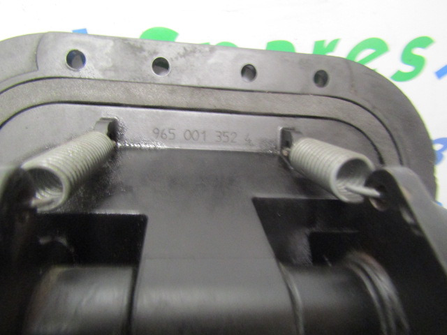 RENAULT MIDLUM DCI PEDAL BOX INC BRAKE VALVE + CLUTCH CYLINDER - Ohjaamo ja sisustus - Kuorma-auto: kuva RENAULT MIDLUM DCI PEDAL BOX INC BRAKE VALVE + CLUTCH CYLINDER - Ohjaamo ja sisustus - Kuorma-auto RENAULT MIDLUM DCI PEDAL BOX INC BRAKE VALVE + CLUTCH CYLINDER - Ohjaamo ja sisustus - Kuorma-auto: kuva RENAULT MIDLUM DCI PEDAL BOX INC BRAKE VALVE + CLUTCH CYLINDER - Ohjaamo ja sisustus - Kuorma-auto