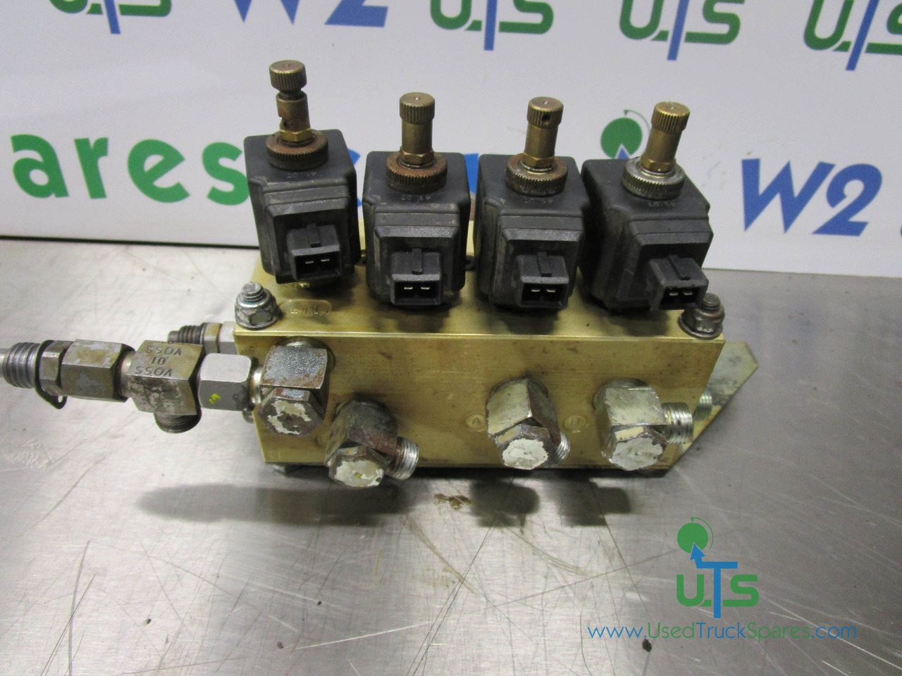 SCHMIDT SWINGO 200 SPEED VALVE P/NO DXP17215-04K - Jarruventtiili - Kunnallis-/ Erikoisajoneuvot: kuva SCHMIDT SWINGO 200 SPEED VALVE P/NO DXP17215-04K - Jarruventtiili - Kunnallis-/ Erikoisajoneuvot SCHMIDT SWINGO 200 SPEED VALVE P/NO DXP17215-04K - Jarruventtiili - Kunnallis-/ Erikoisajoneuvot: kuva SCHMIDT SWINGO 200 SPEED VALVE P/NO DXP17215-04K - Jarruventtiili - Kunnallis-/ Erikoisajoneuvot