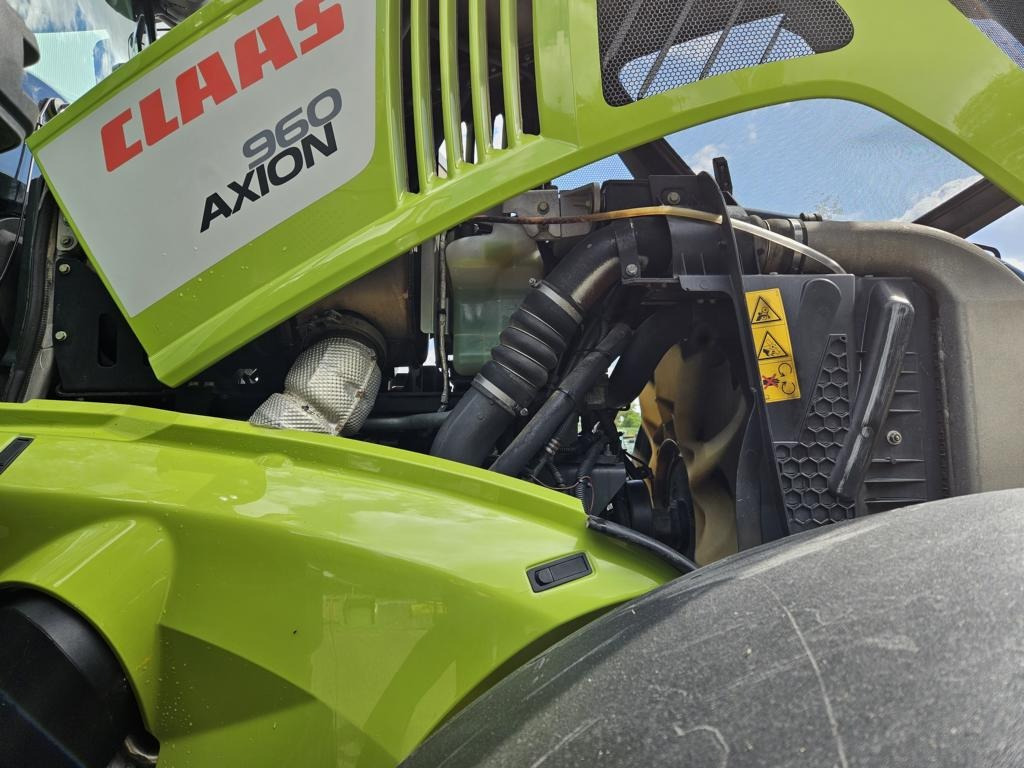 CLAAS AXION 960 - Traktori: kuva CLAAS AXION 960 - Traktori CLAAS AXION 960 - Traktori: kuva CLAAS AXION 960 - Traktori