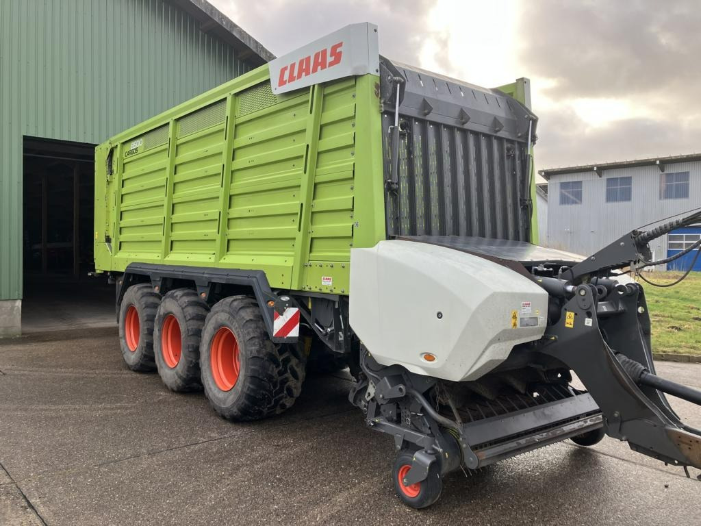 CLAAS CARGOS 8500 - Silppurivaunu: kuva CLAAS CARGOS 8500 - Silppurivaunu CLAAS CARGOS 8500 - Silppurivaunu: kuva CLAAS CARGOS 8500 - Silppurivaunu