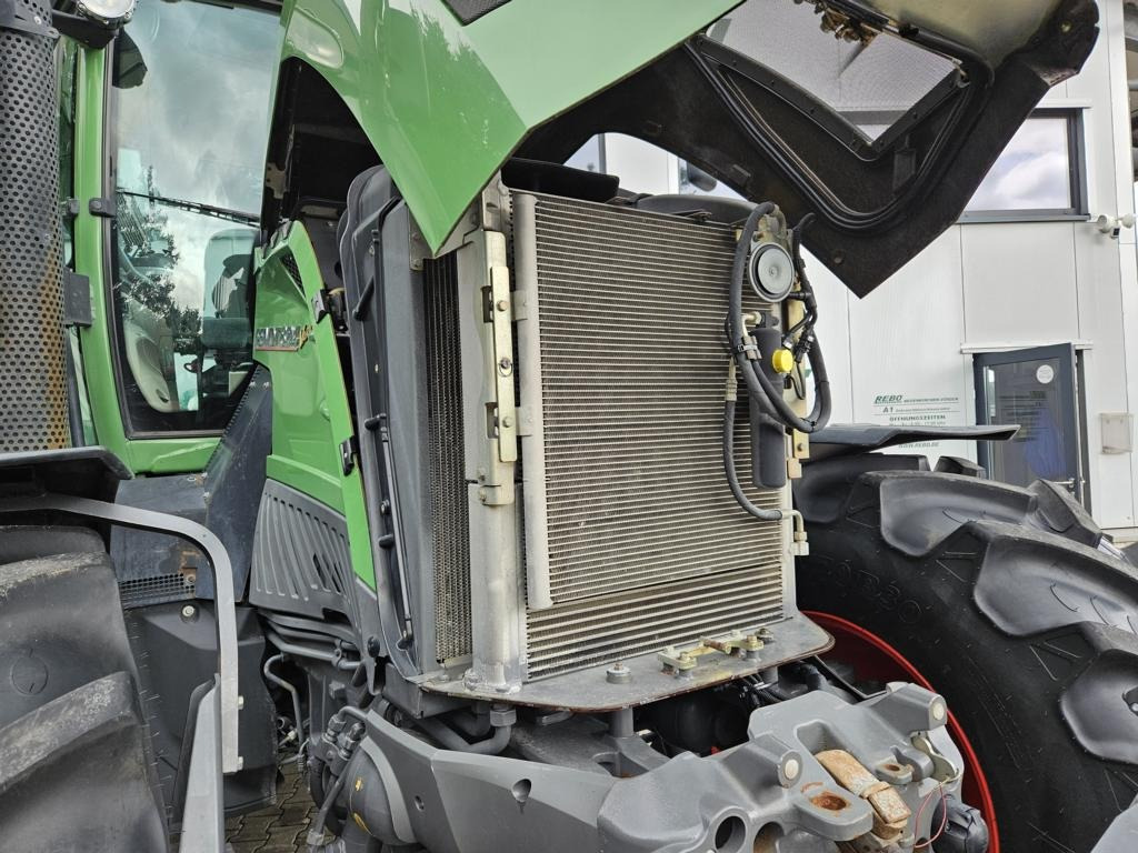 Fendt 824 Vario ProfiPlus - Traktori: kuva Fendt 824 Vario ProfiPlus - Traktori Fendt 824 Vario ProfiPlus - Traktori: kuva Fendt 824 Vario ProfiPlus - Traktori