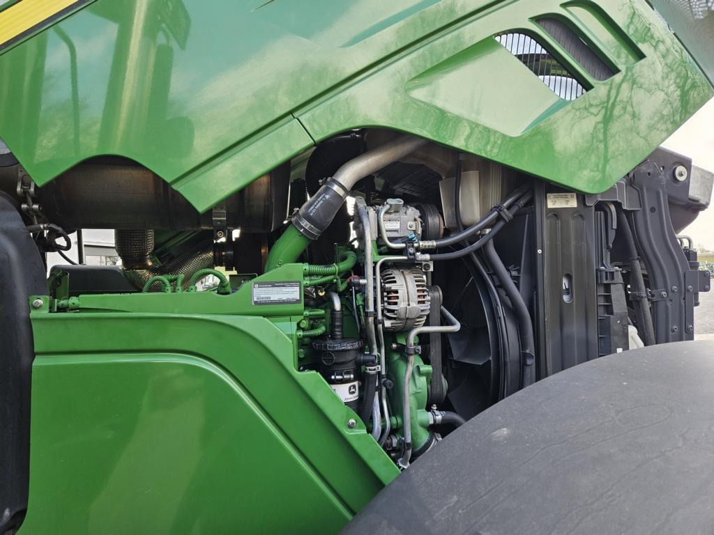 John Deere 6195R - Traktori: kuva John Deere 6195R - Traktori John Deere 6195R - Traktori: kuva John Deere 6195R - Traktori