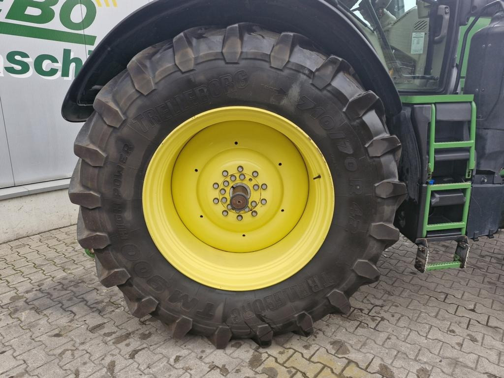 John Deere 6230R - Traktori: kuva John Deere 6230R - Traktori John Deere 6230R - Traktori: kuva John Deere 6230R - Traktori