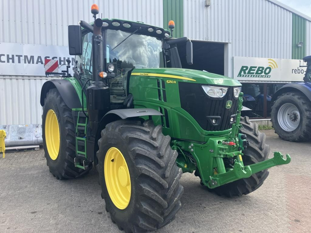 John Deere 6250R - Traktori: kuva John Deere 6250R - Traktori John Deere 6250R - Traktori: kuva John Deere 6250R - Traktori