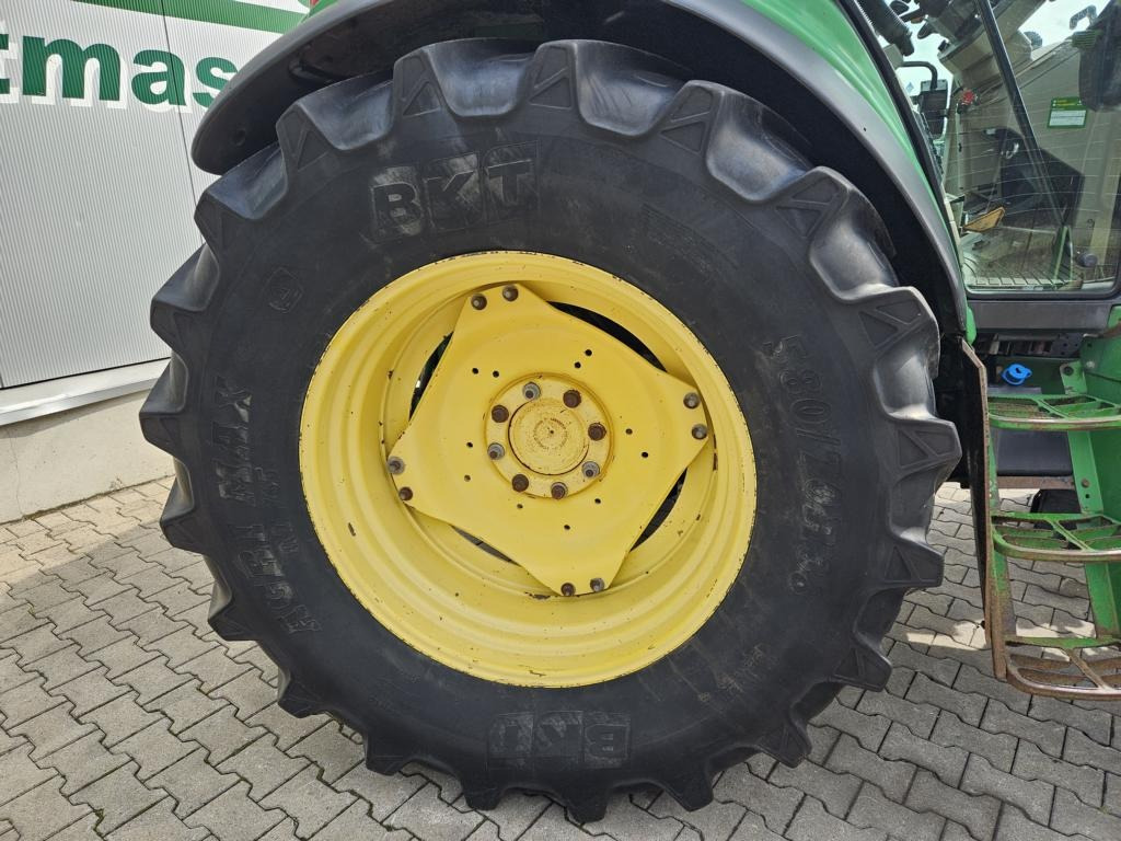 John Deere 6420S PREMIUM - Traktori: kuva John Deere 6420S PREMIUM - Traktori John Deere 6420S PREMIUM - Traktori: kuva John Deere 6420S PREMIUM - Traktori