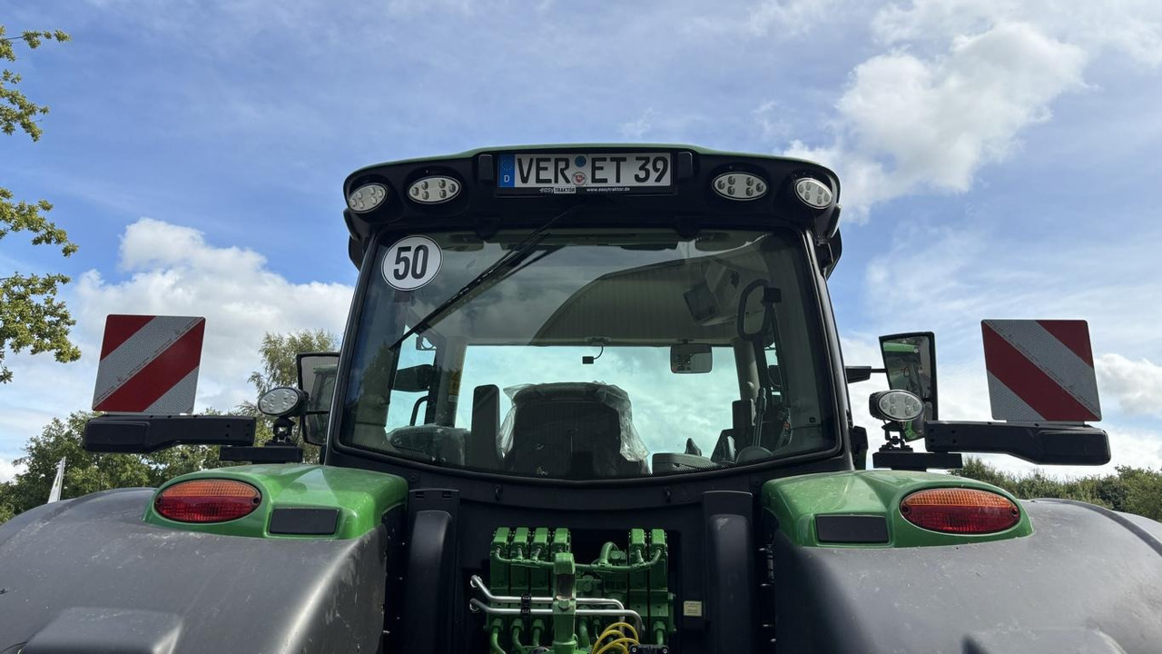 Leasing John Deere 6R215 John Deere 6R215: kuva Leasing John Deere 6R215 John Deere 6R215 Leasing John Deere 6R215 John Deere 6R215: kuva Leasing John Deere 6R215 John Deere 6R215