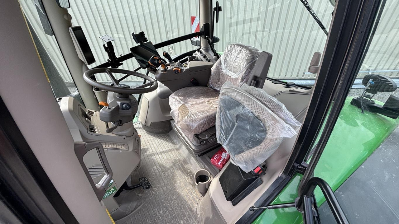 Leasing John Deere 6R215 John Deere 6R215: kuva Leasing John Deere 6R215 John Deere 6R215 Leasing John Deere 6R215 John Deere 6R215: kuva Leasing John Deere 6R215 John Deere 6R215