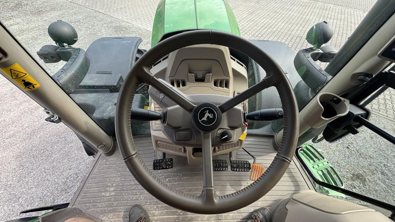 Leasing John Deere 6R215 John Deere 6R215: kuva Leasing John Deere 6R215 John Deere 6R215 Leasing John Deere 6R215 John Deere 6R215: kuva Leasing John Deere 6R215 John Deere 6R215