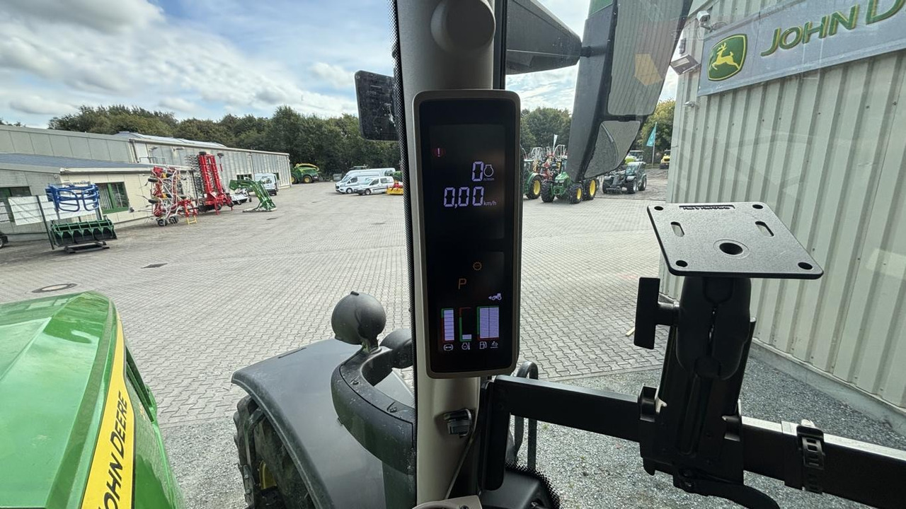 Leasing John Deere 6R215 John Deere 6R215: kuva Leasing John Deere 6R215 John Deere 6R215 Leasing John Deere 6R215 John Deere 6R215: kuva Leasing John Deere 6R215 John Deere 6R215