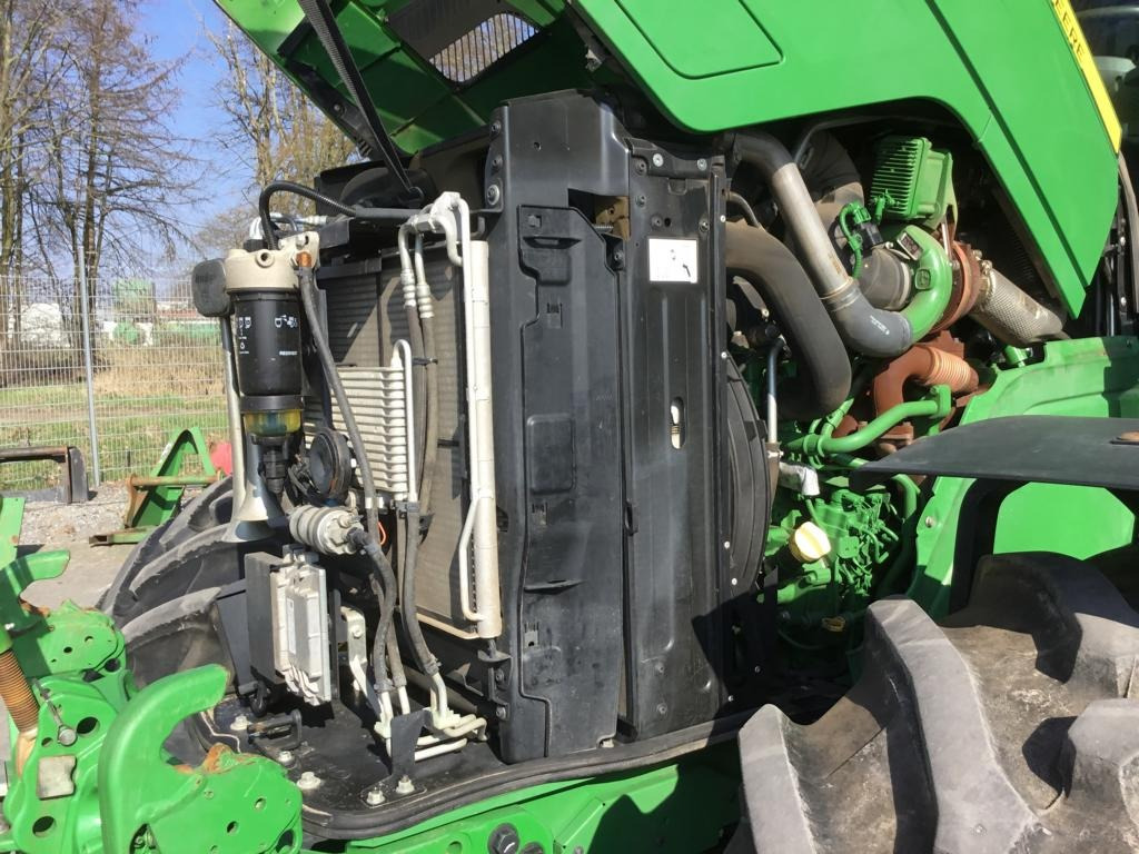 John Deere TRAKTOR 6155R - Traktori: kuva John Deere TRAKTOR 6155R - Traktori John Deere TRAKTOR 6155R - Traktori: kuva John Deere TRAKTOR 6155R - Traktori