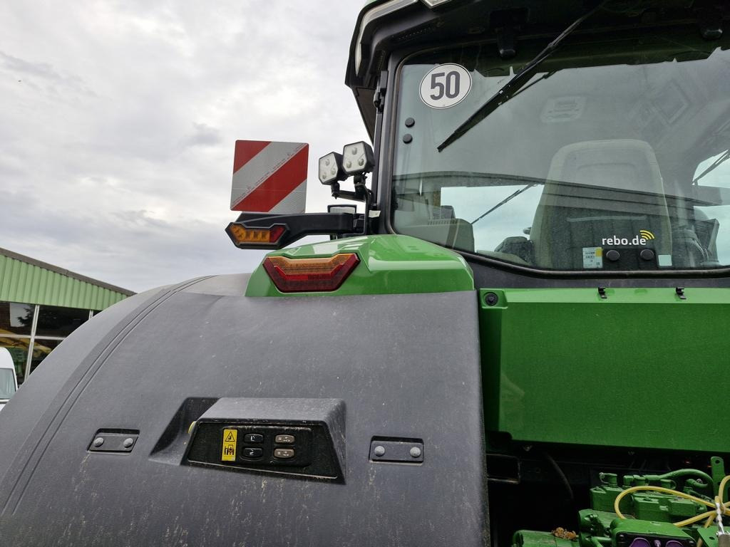 John Deere TRAKTOR 7R330 - Traktori: kuva John Deere TRAKTOR 7R330 - Traktori John Deere TRAKTOR 7R330 - Traktori: kuva John Deere TRAKTOR 7R330 - Traktori