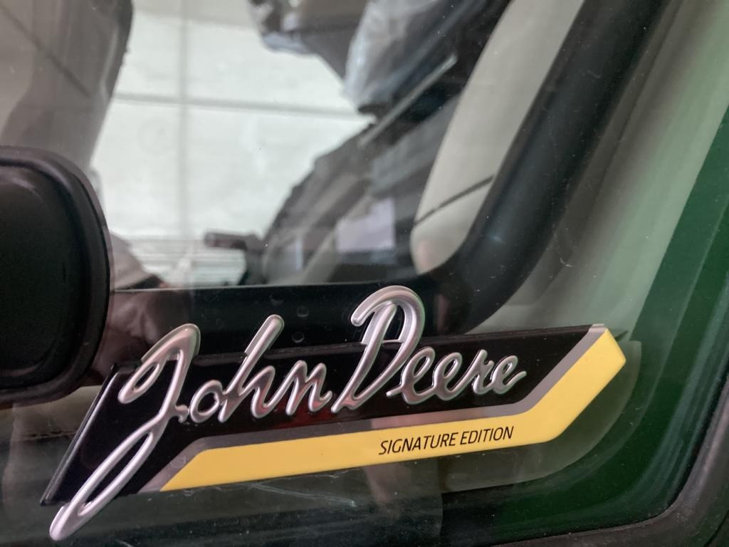 John Deere TRAKTOR 8R370 - Traktori: kuva John Deere TRAKTOR 8R370 - Traktori John Deere TRAKTOR 8R370 - Traktori: kuva John Deere TRAKTOR 8R370 - Traktori