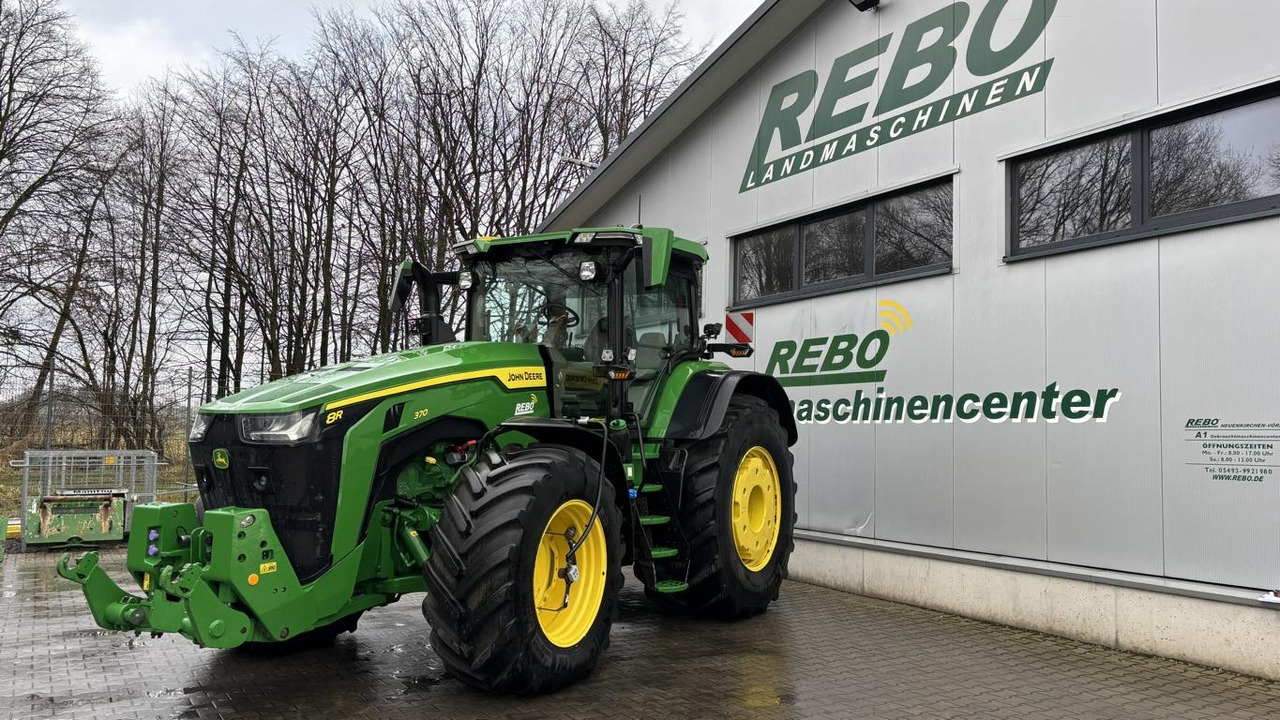 John Deere TRAKTOR 8R370 - Traktori: kuva John Deere TRAKTOR 8R370 - Traktori John Deere TRAKTOR 8R370 - Traktori: kuva John Deere TRAKTOR 8R370 - Traktori