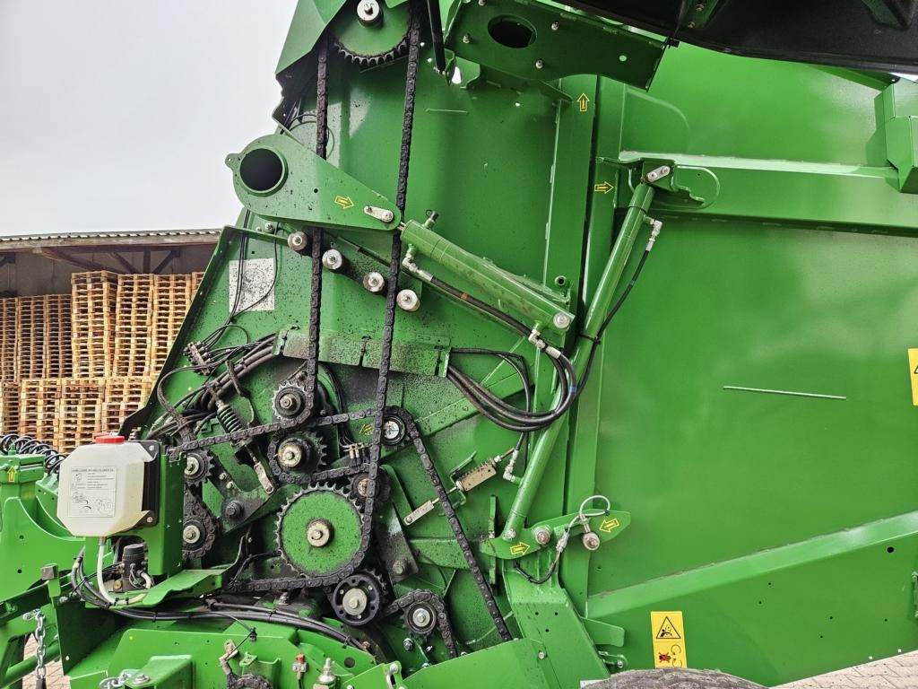John Deere V461M - PAKET FÜR RUNDBALLENPR - Käärijä: kuva John Deere V461M - PAKET FÜR RUNDBALLENPR - Käärijä John Deere V461M - PAKET FÜR RUNDBALLENPR - Käärijä: kuva John Deere V461M - PAKET FÜR RUNDBALLENPR - Käärijä
