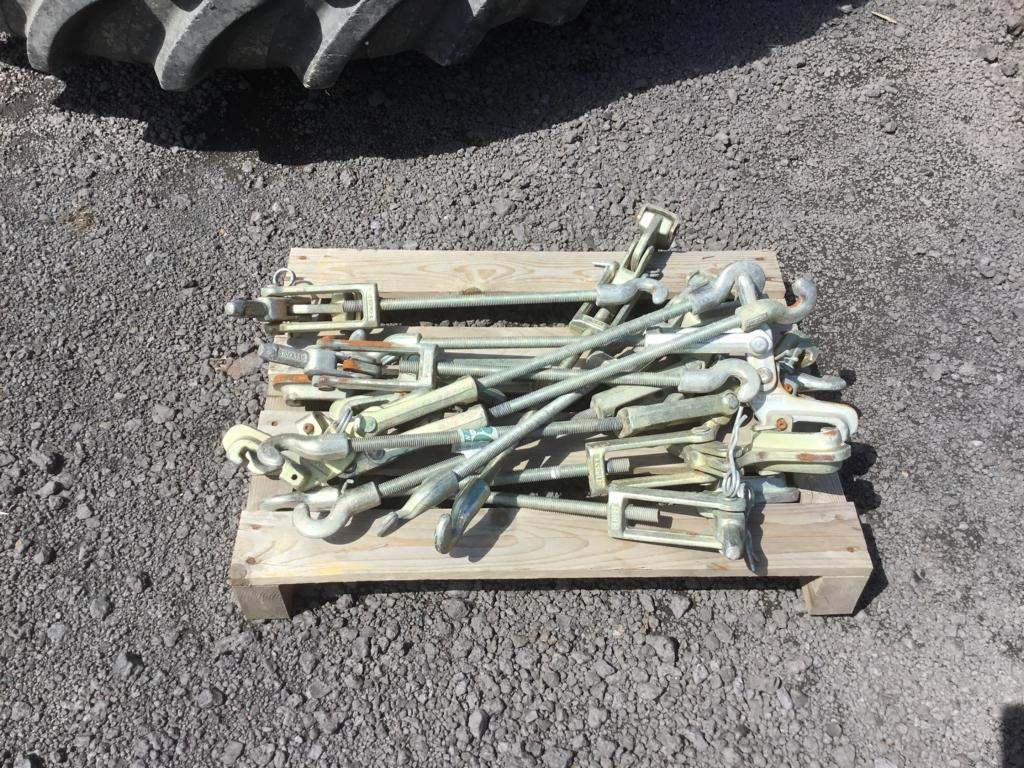 MFMassey 7726 DYNA-VT - Traktori: kuva MFMassey 7726 DYNA-VT - Traktori MFMassey 7726 DYNA-VT - Traktori: kuva MFMassey 7726 DYNA-VT - Traktori