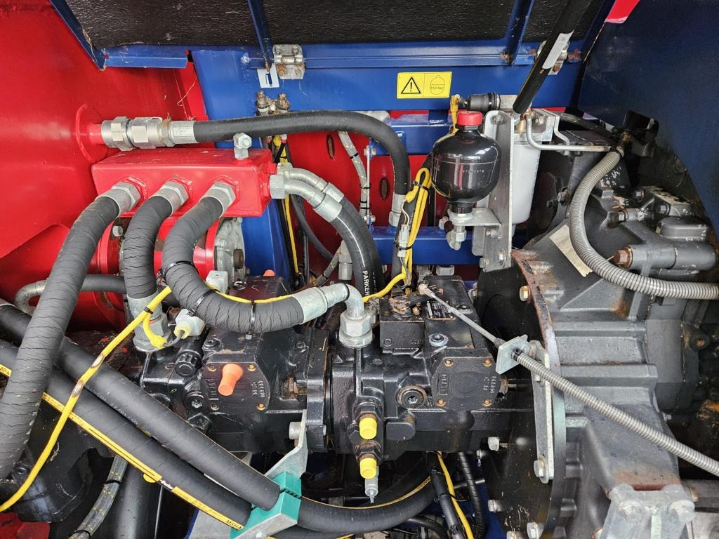 Mayer VM-14 SELBSTFAHRER MONO - Seosrehuvaunu: kuva Mayer VM-14 SELBSTFAHRER MONO - Seosrehuvaunu Mayer VM-14 SELBSTFAHRER MONO - Seosrehuvaunu: kuva Mayer VM-14 SELBSTFAHRER MONO - Seosrehuvaunu