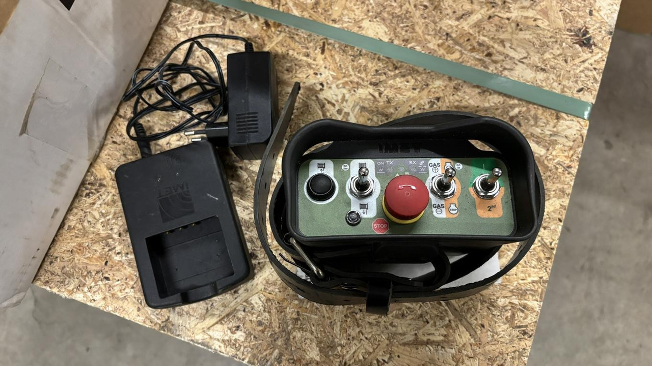 Auer HRZ 1702 Plus - Metsäkone: kuva Auer HRZ 1702 Plus - Metsäkone Auer HRZ 1702 Plus - Metsäkone: kuva Auer HRZ 1702 Plus - Metsäkone