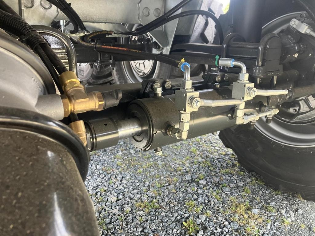 Fliegl GIGANT ASW 391 TAURUS FOX - Perävaunu: kuva Fliegl GIGANT ASW 391 TAURUS FOX - Perävaunu Fliegl GIGANT ASW 391 TAURUS FOX - Perävaunu: kuva Fliegl GIGANT ASW 391 TAURUS FOX - Perävaunu