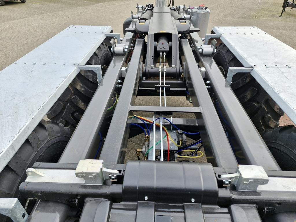 Fliegl HKL 22 - Perävaunu: kuva Fliegl HKL 22 - Perävaunu Fliegl HKL 22 - Perävaunu: kuva Fliegl HKL 22 - Perävaunu